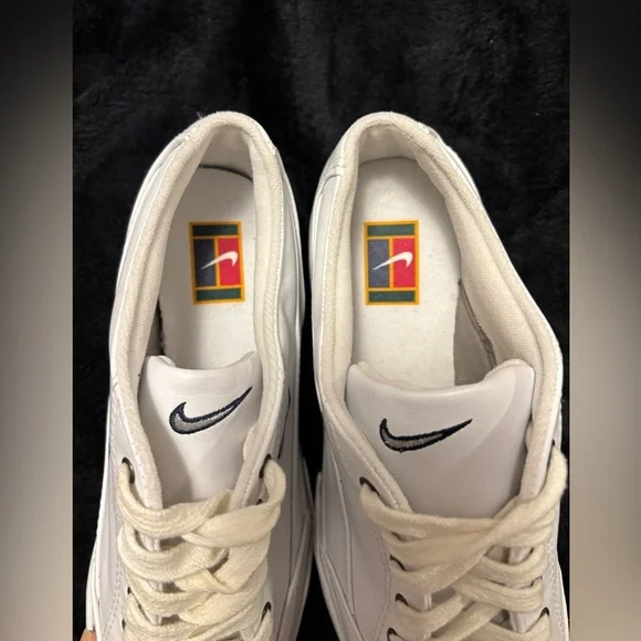 Vintage Nike Retro GTS 2003 White/Navy 143014-141 Size 7 NWOB RARE - Picture 10 of 16